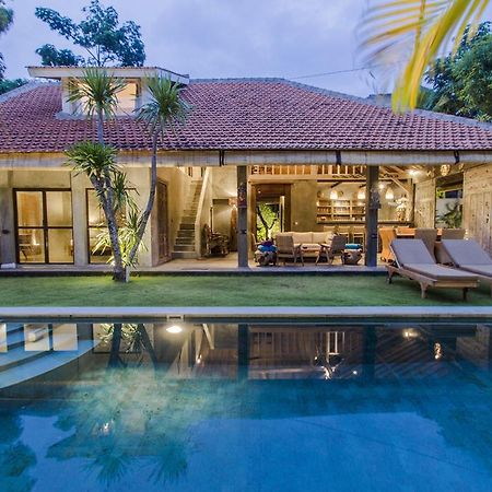 Villa Kundalini Seminyak Esterno foto