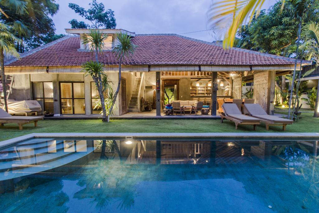 Villa Kundalini Seminyak Esterno foto