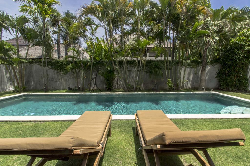 Villa Kundalini Seminyak Esterno foto