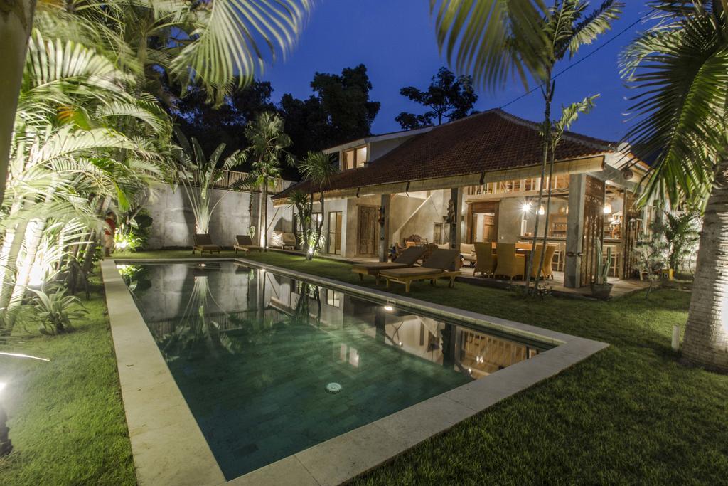 Villa Kundalini Seminyak Esterno foto