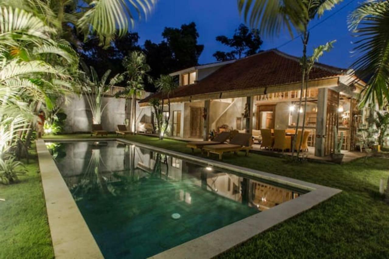 Villa Kundalini Seminyak Esterno foto