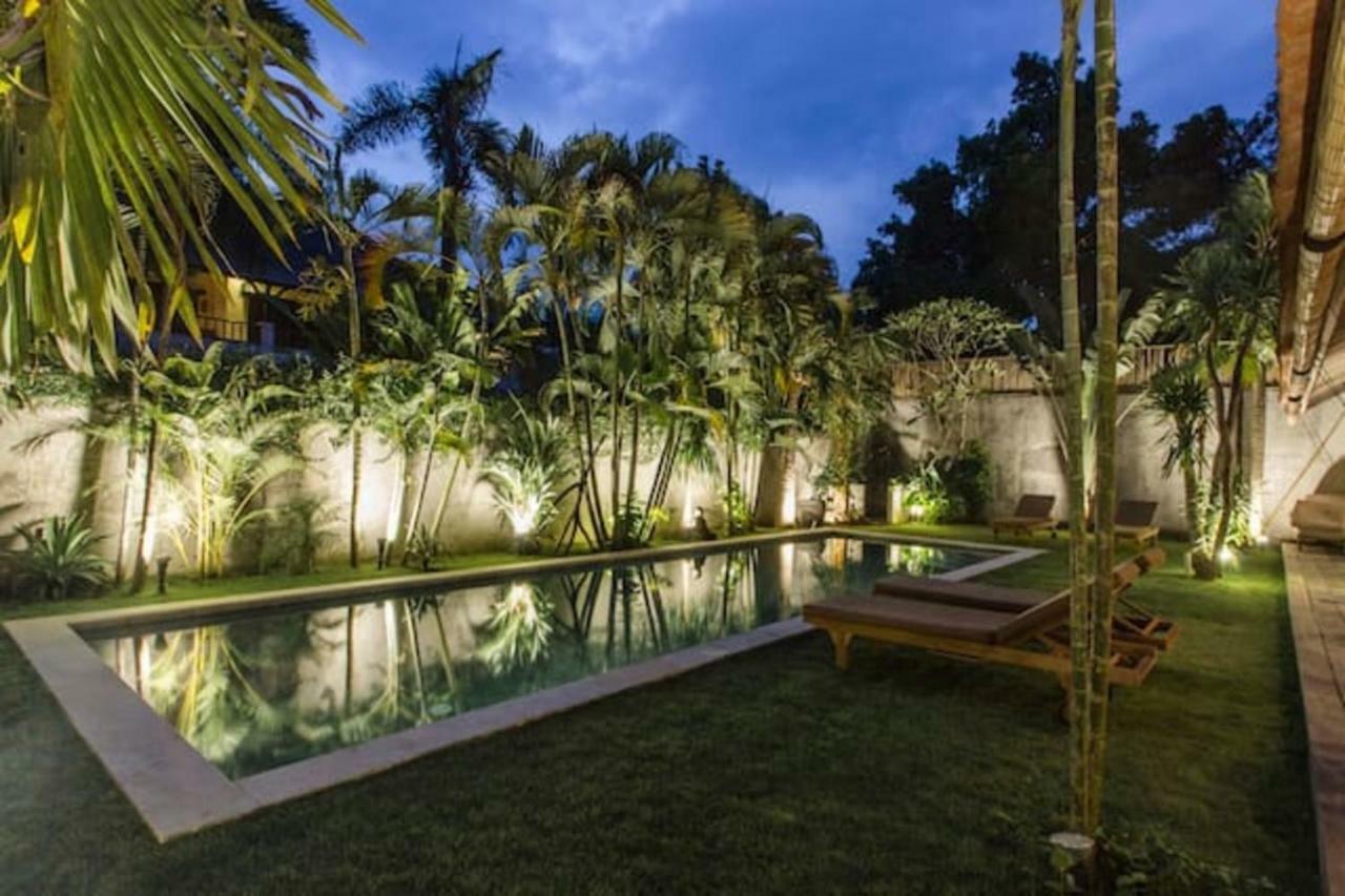 Villa Kundalini Seminyak Esterno foto